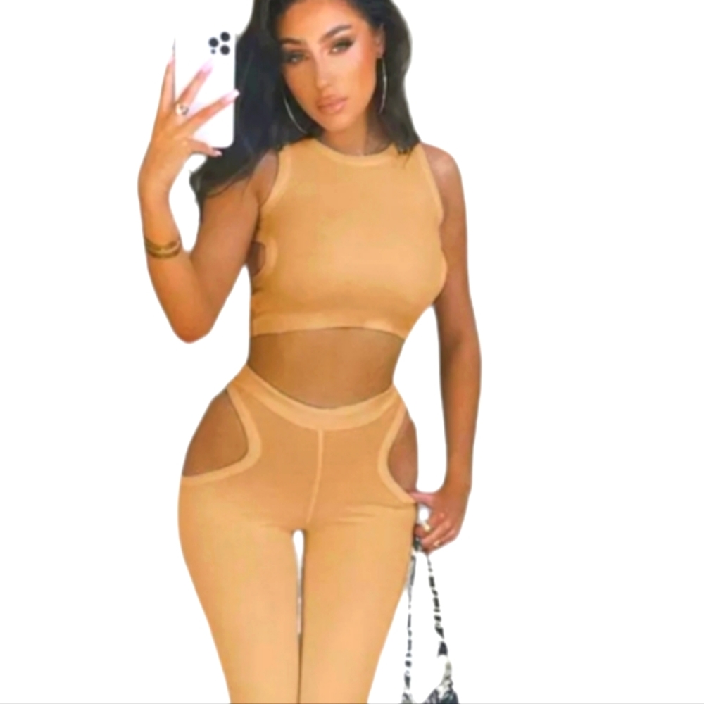 LAST TWO CLUB SET TAN HOLLOWED OUT CROP & LEGGINGS